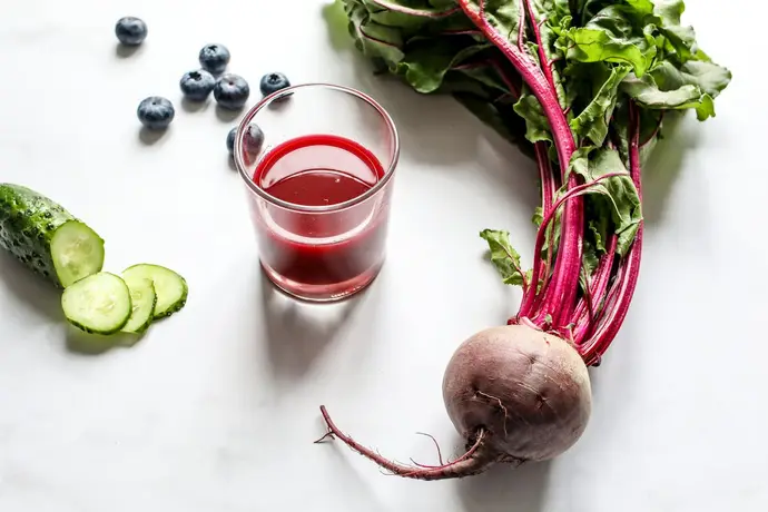 Fresh beetroot and vegetable juices for liver detox